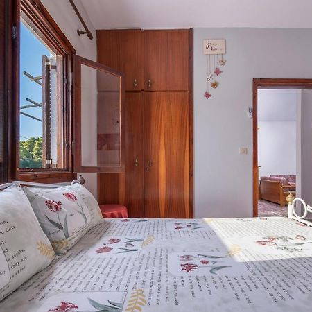 Antigoni'S Apartment Вурвуру Екстериор снимка