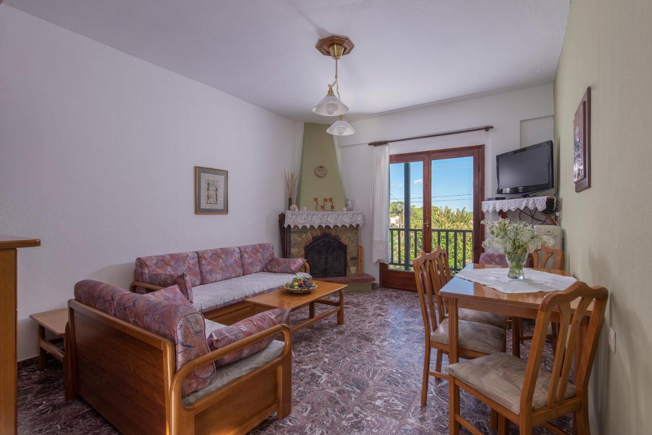Antigoni'S Apartment Вурвуру Екстериор снимка